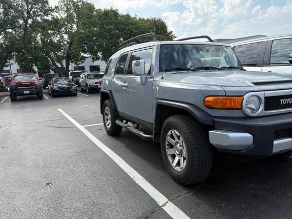 TOYOTA FJ CRUISER 2014 JTEBU4BFXEK184747 image